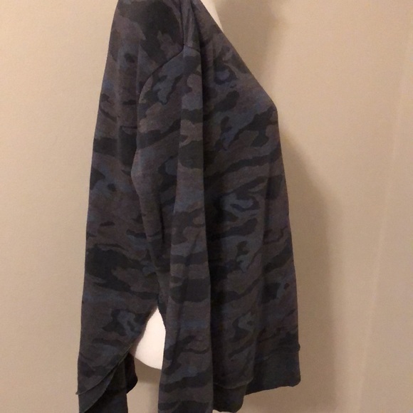 OCEAN DRIVE Camo Sweatshirt - Picture 5 of 10